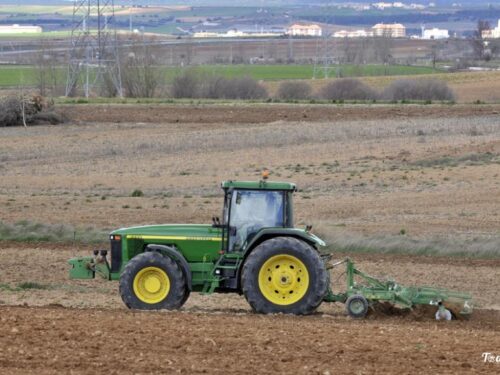 license use and management of agricultural machinery